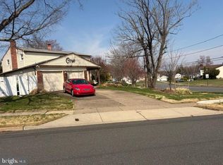 1 Bucknell Dr, Cherry Hill, NJ