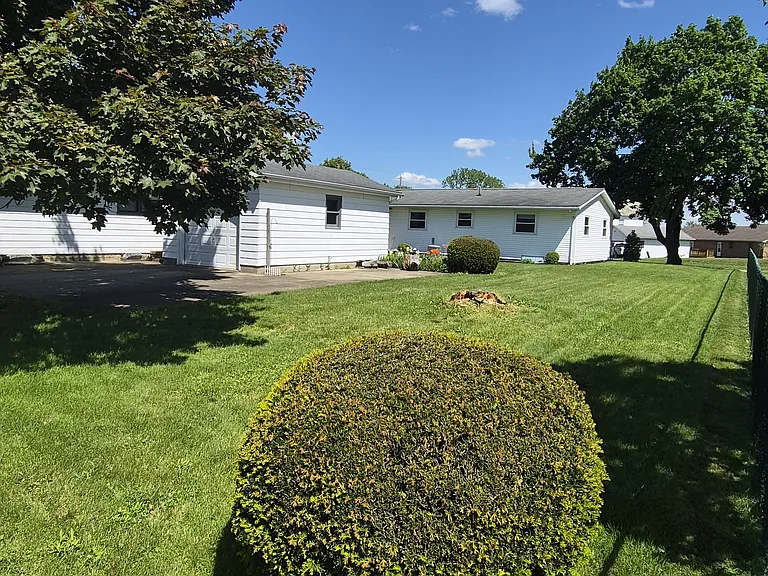 324 Church Ave SE — Photo 34