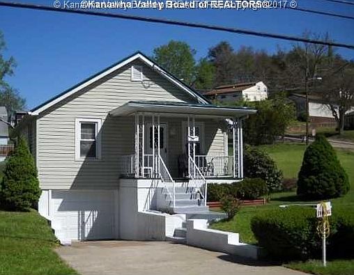 1st image of 941 Lincoln Dr