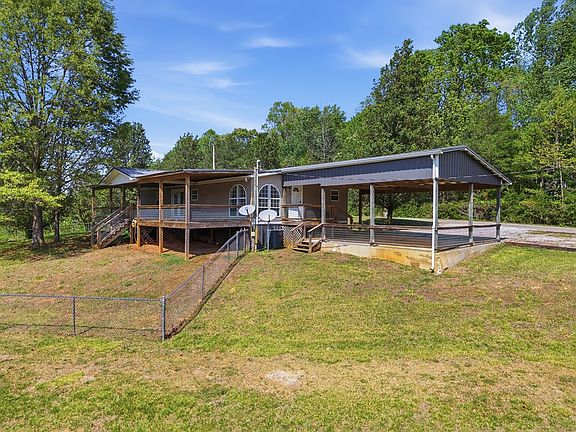 4th image of 611 Farmer Rd