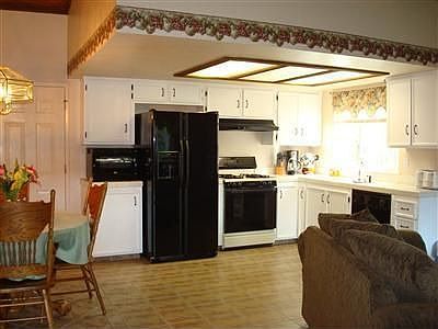 2nd image of 8156 Valley Green Dr