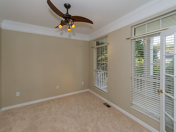 5th image of 12930 Heathland Dr