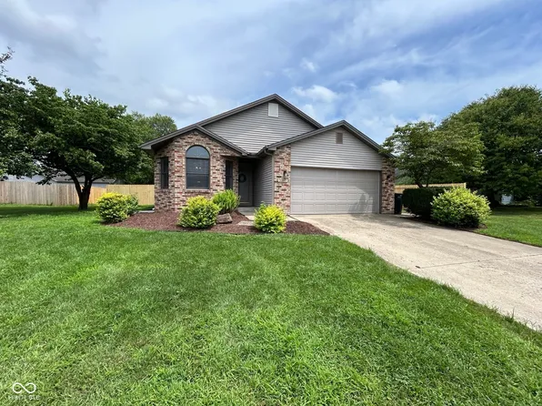 3387 Briar Dr, Columbus, IN 47203