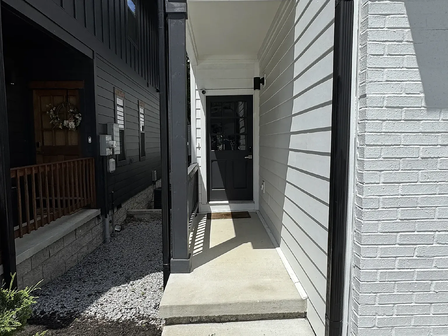 3 bed, 2.5 bath, 1850 sqft, $3,400 — Photo 3