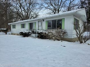 6174 Marlette St, Marlette, MI 48453