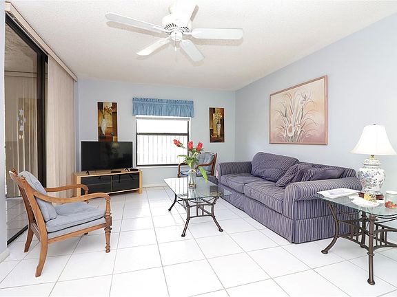 4th image of 4754 N Carambola Circle #4754