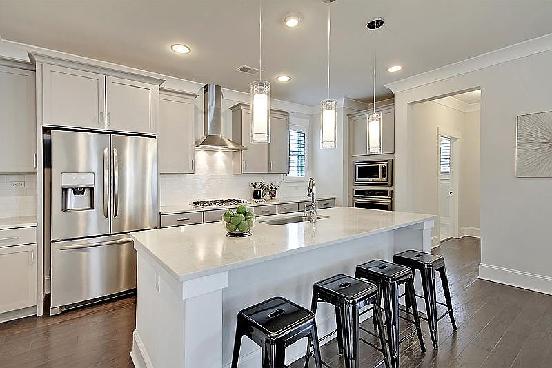 1st image of 2671 Park West Blvd