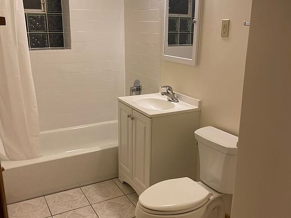 5th image of 4305 N Francisco Ave #1J
