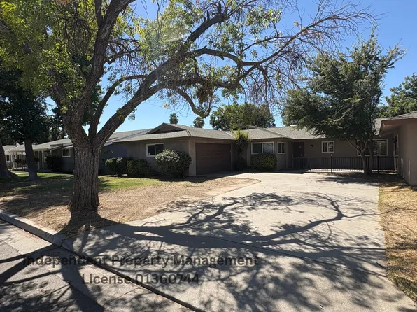 300 Hilton St, Madera, CA 93637