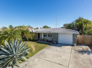 5256 Leeward Ln, New Port Richey, FL 34652