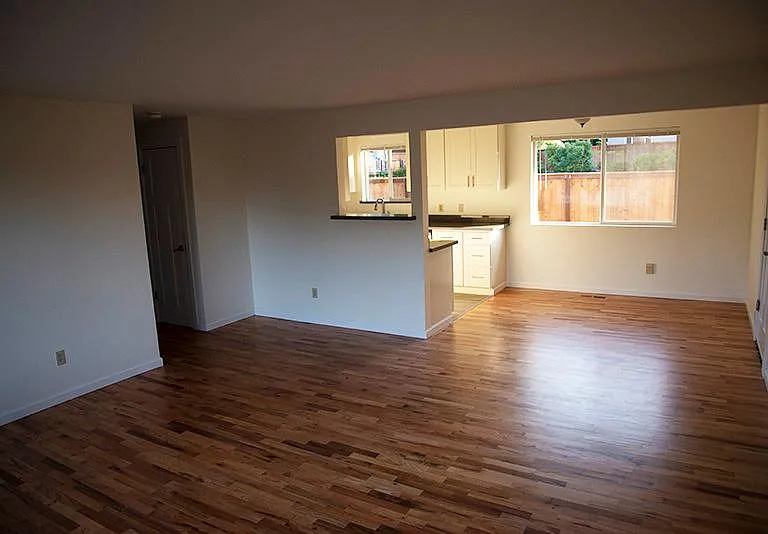 5715 S 307th St — Photo 13