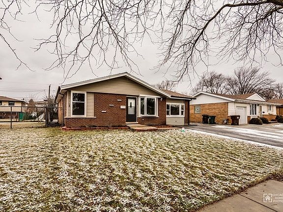 2nd image of 16448 Craig Dr
