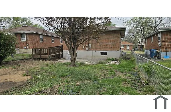 Building Photo - 4446 Eminence Ave