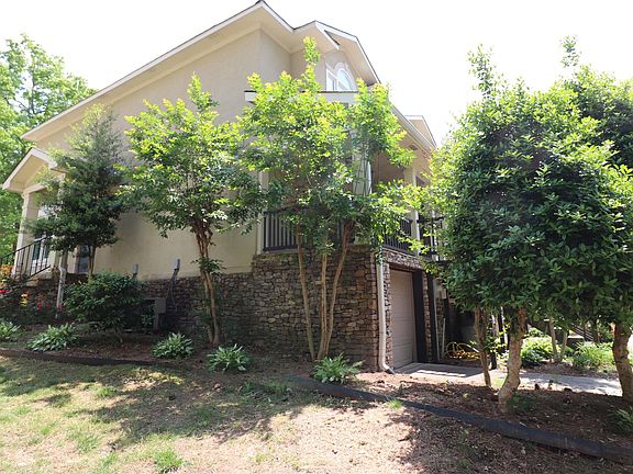 5th image of 80 Creekwood Ct #D