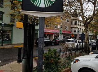 8 W State St APT B2, Doylestown, PA 18901