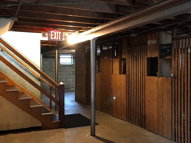 412-18 E Henry Clay St #24 — Photo 1