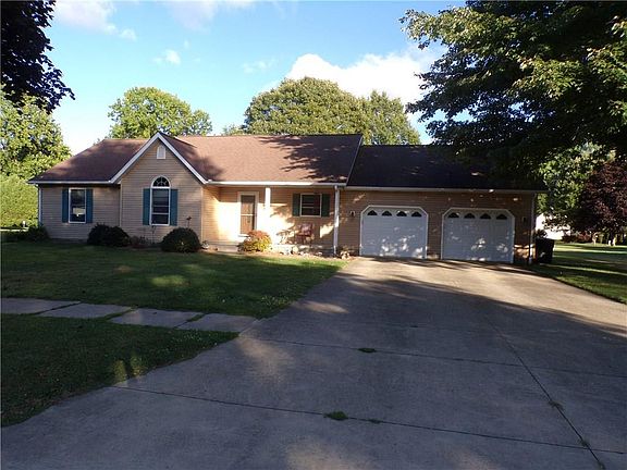 2nd image of 948 Greenfield Dr