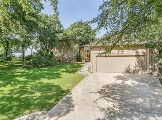 8985 Dickson Rd, Fort Worth, TX 76179