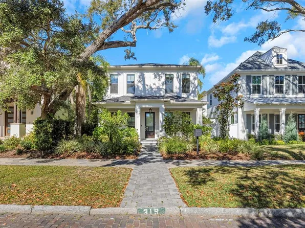 319 12th Ave NE, Saint Petersburg, FL 33701