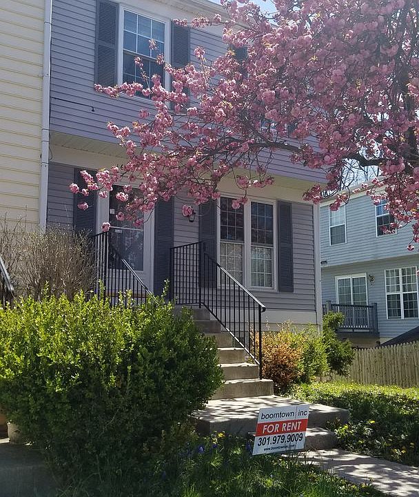 1st image of 1669 Colonial Way
