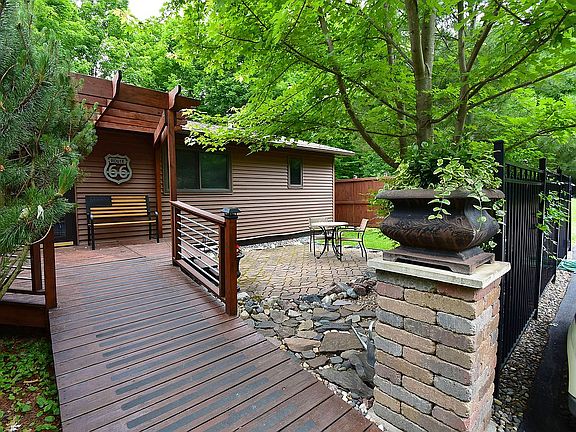 Front door entry ramp