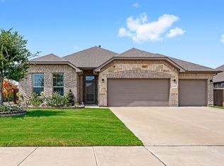 1307 Fox Hollow Rd, Krum, TX 76249