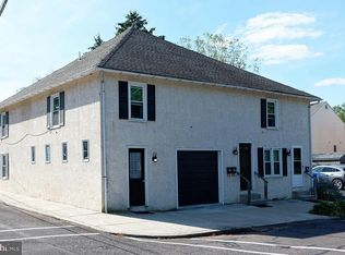 190 N Penn St #190, Spring City, PA 19475