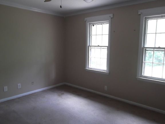 4th image of 4018 Townhouse Dr