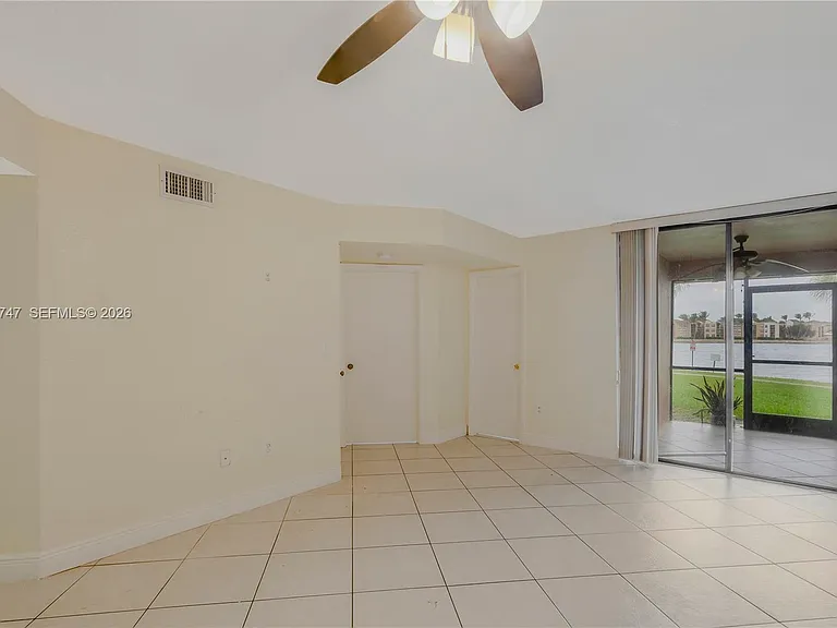 15545 Miami Lakeway N #102 — Photo 5