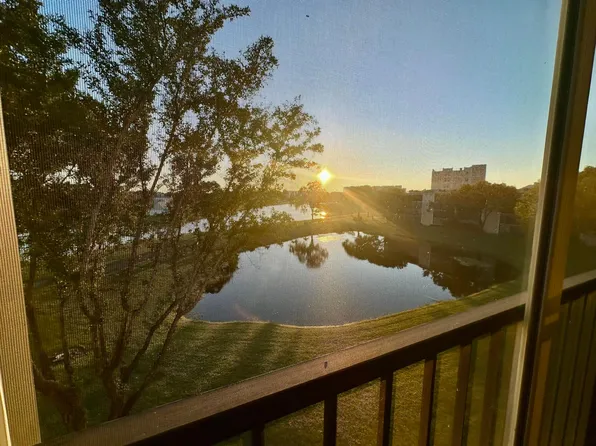 7146 Huntington Lane #402, Delray Beach, FL 33446