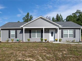 1417 Foxbrook Cir, Lancaster, SC 29720