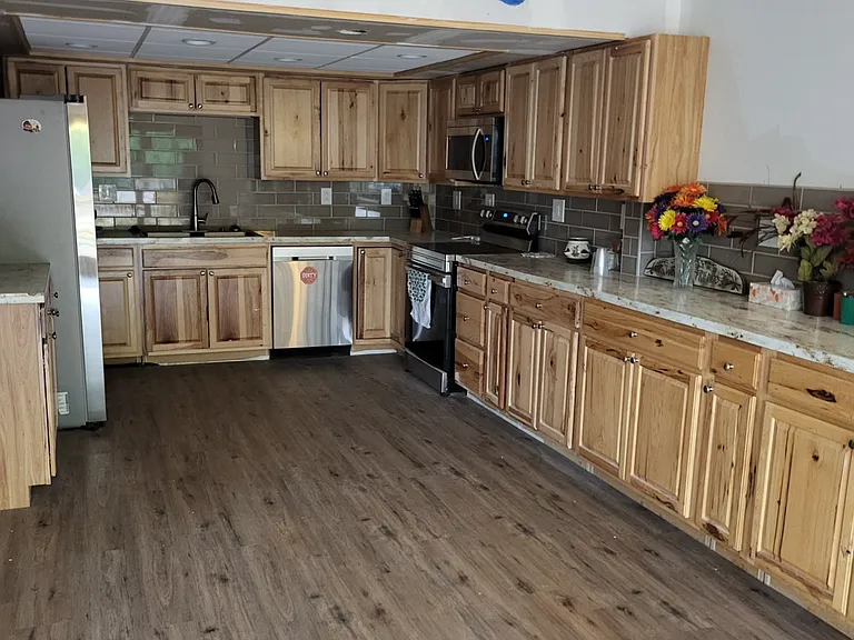 Colony Park Apartments — Photo 7