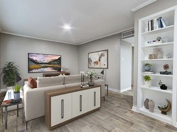 4th image of 3600 Woodchase Dr #081fd5ef2
