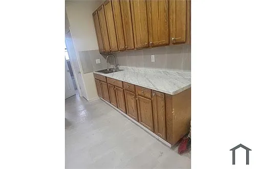 1058 Rutland Rd #2 Photo 1