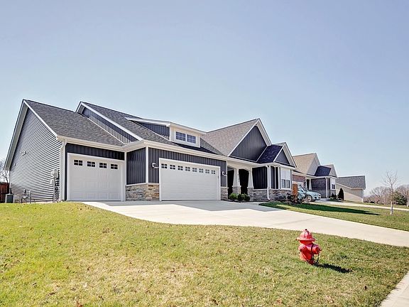 3rd image of 4285 N Emma Dr