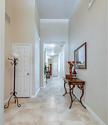 3rd image of 1317 Wentworth Dr