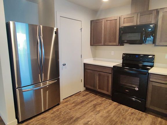 5th image of 2512 E Helena St Unit A