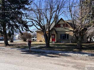 407 Lena St, Salmon, ID 83467