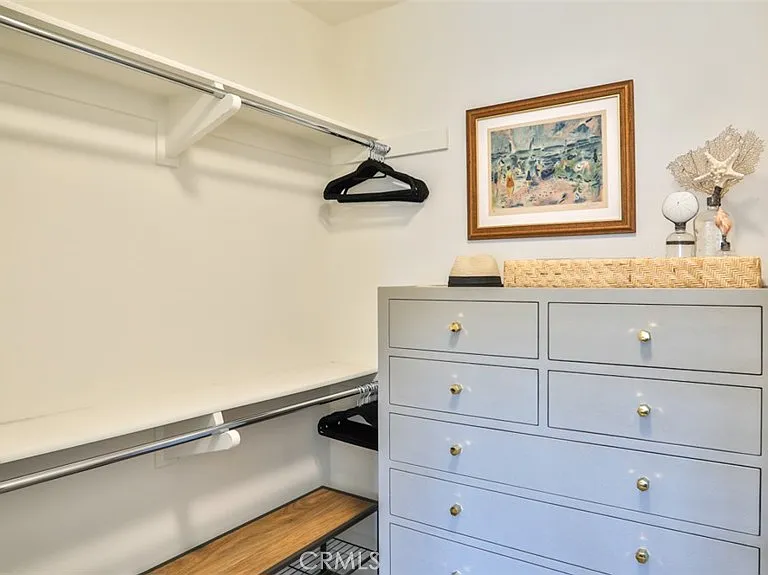 3319 Doheny Way — Photo 33