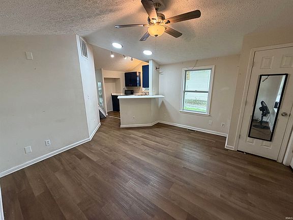 4th image of 2423 N 19th St