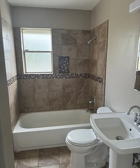 Twelve Canfield Place — Photo 17