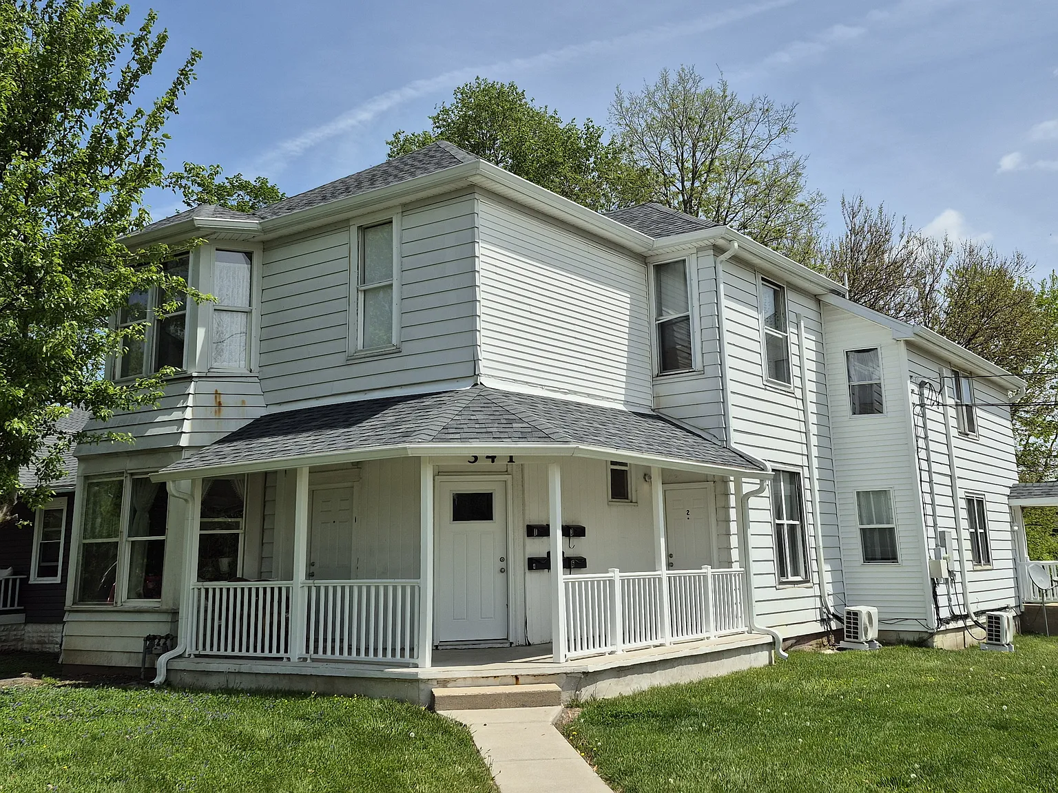 1 bed, 400 sqft, $975 — Photo 1
