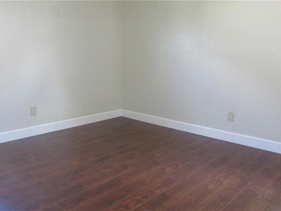 4th image of 10409 N Altman St