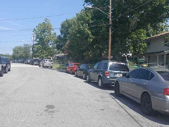 4th image of 1905 Barlowe Pl
