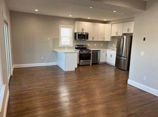 15 Washburn St #2, Boston, MA 02125