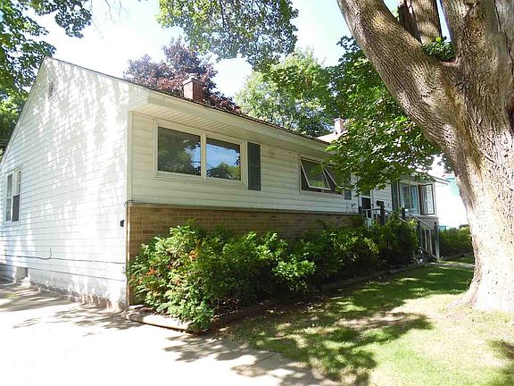 4th image of 614 Lincoln St