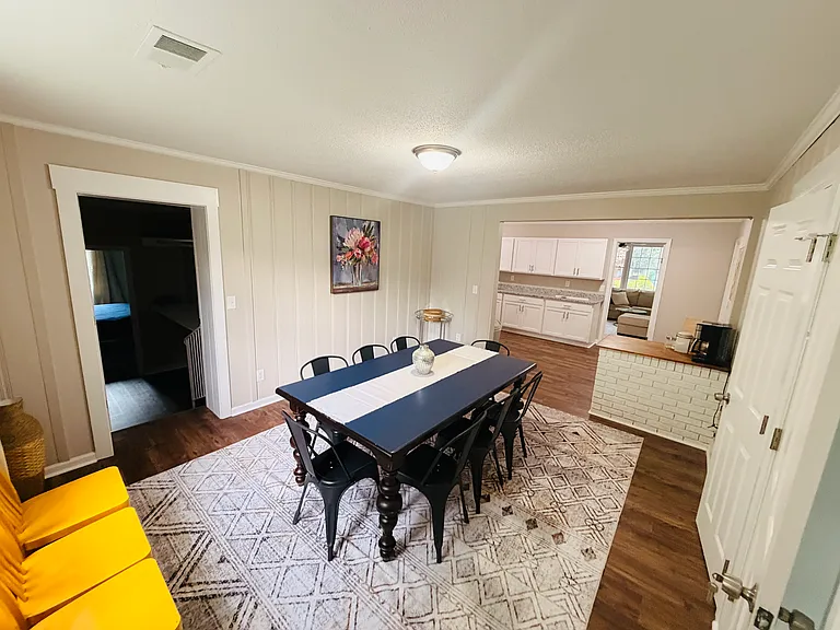 416 Poplar St — Photo 53