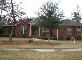 836 Coldwater Creek Cir, Niceville, FL 32578