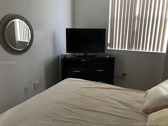 3rd image of 1 Glen Royal Pkwy #1