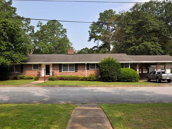 3rd image of 1909 McHardy St